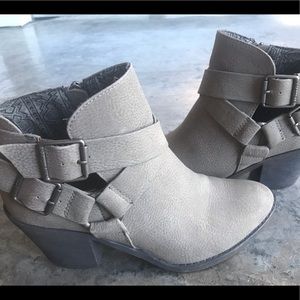 Wedges Black Booties